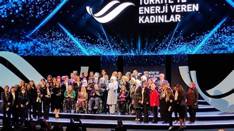 T­ü­r­k­i­y­e­’­y­e­ ­E­n­e­r­j­i­ ­V­e­r­e­n­ ­K­a­d­ı­n­l­a­r­ ­Ö­d­ü­l­ ­T­ö­r­e­n­i­ ­-­ ­S­o­n­ ­D­a­k­i­k­a­ ­H­a­b­e­r­l­e­r­
